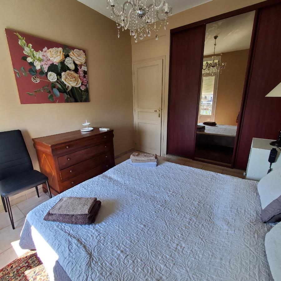 Le Vent Dans Les Voiles - Appartement Classe 4 Etoiles Meze Exterior photo